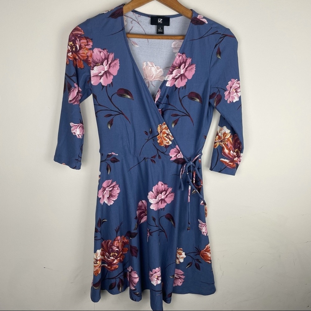 Iz Byer Blue Floral Print Wrap V Neck Mini Dress